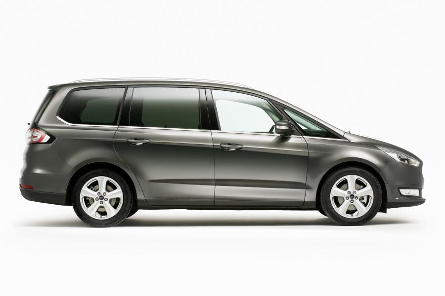  Ford Galaxy 2015 года  (фото 13 из 19)